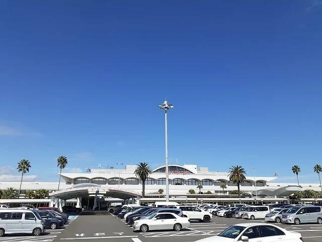 宮崎空港まで3700m
