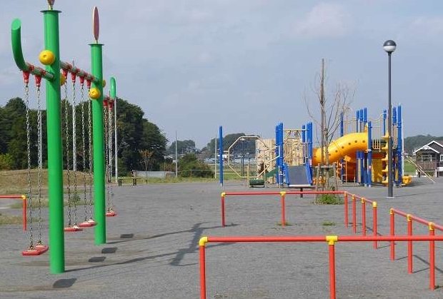 長田公園まで73m