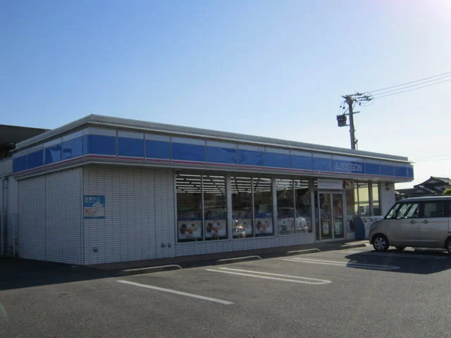 ローソン吉良町役場前店まで450m