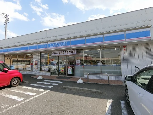 ローソン垂井綾戸口店まで500m