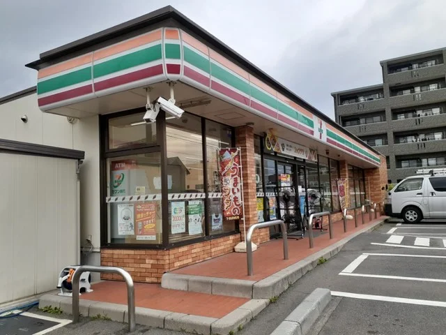 セブンイレブンまで350m