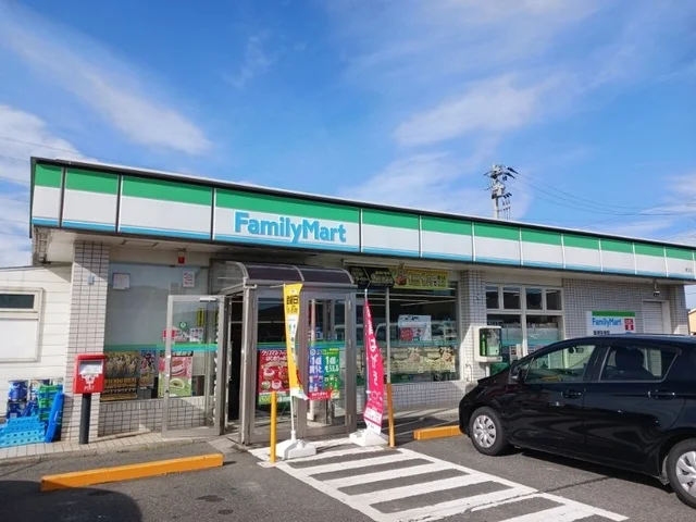ファミリーマート鹿又店まで2100m