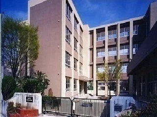 円座小学校まで1100m