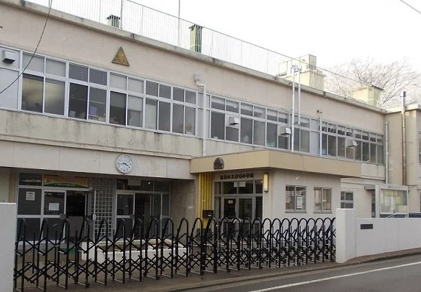 福島市立清明小学校まで1000m