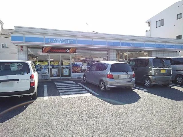 ローソン吉川栄町店まで450m