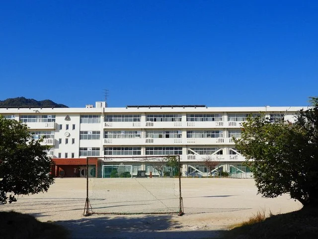 熊野第一小学校まで100m