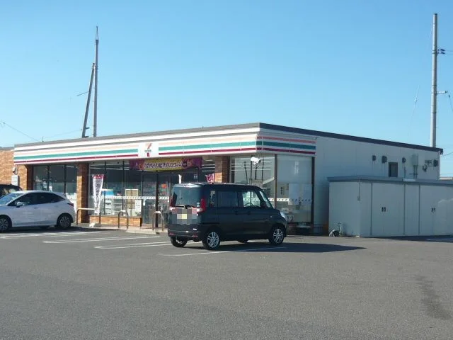 セブンイレブンかもしま西町店まで550m