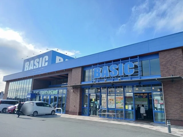 BASIC亀山店まで2600m