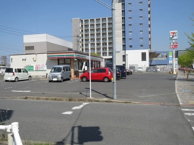 セブンイレブンまで350m