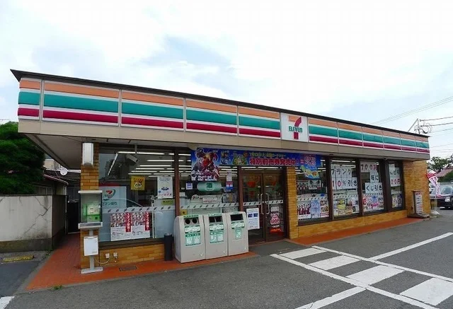 セブンイレブン桐生相生店まで400m