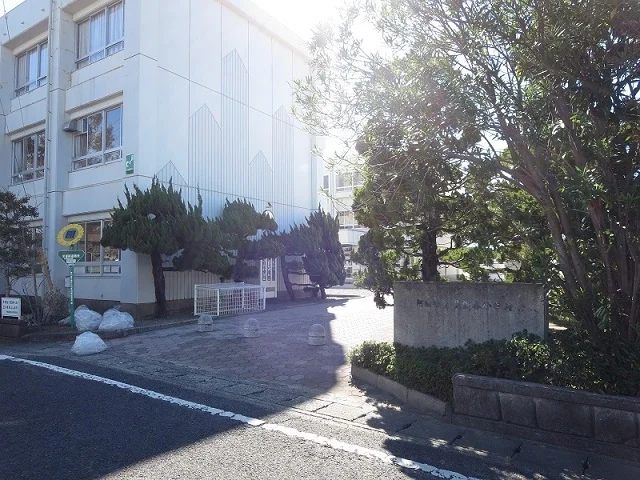 見能林小学校まで600m