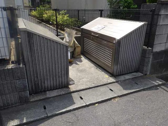 ゴミ置き場