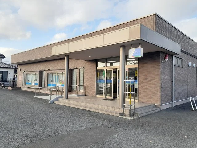 七十七銀行岩切支店まで650m