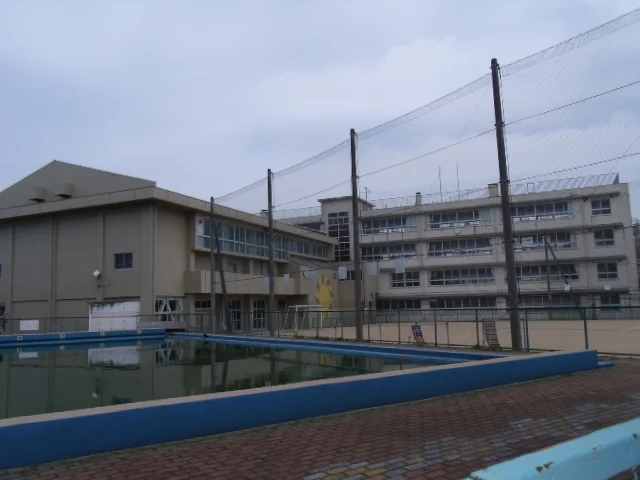 菊川小学校まで800m