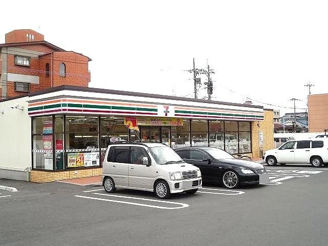 セブンイレブン　下郡中央店まで650m