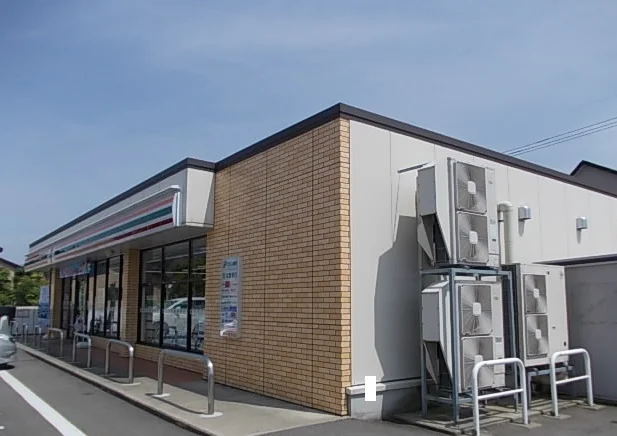 セブンイレブン白山八ツ矢町店まで550m