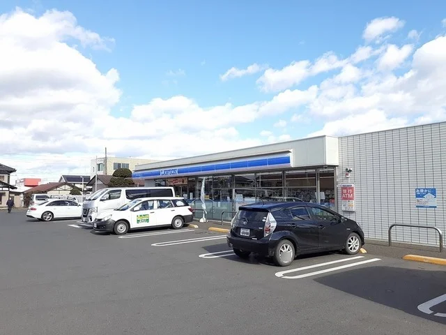 ローソン東石川二丁目店まで109m
