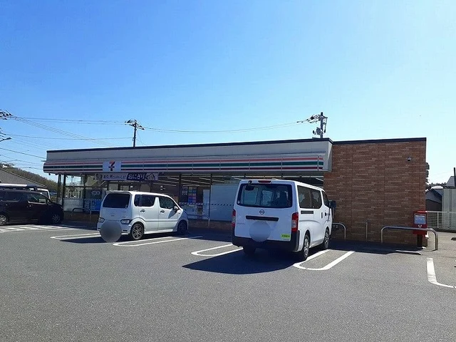 セブンイレブン木更津請西平川店まで110m