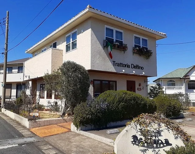 Trattoria Delfiまで350m