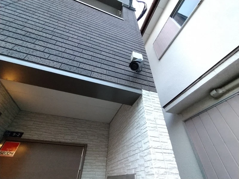 防犯カメラ＆オートロックゲート