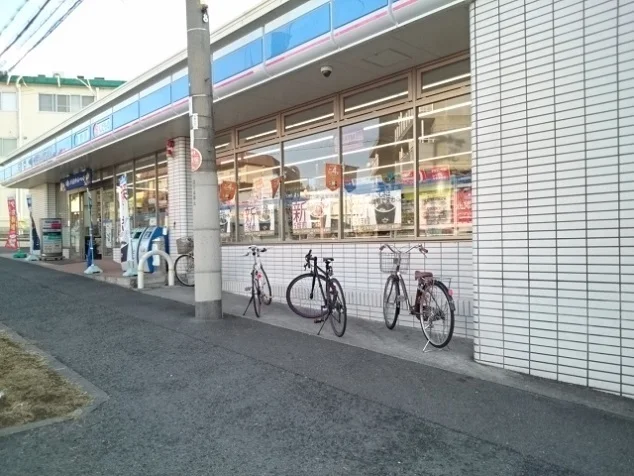 ローソン様まで900m