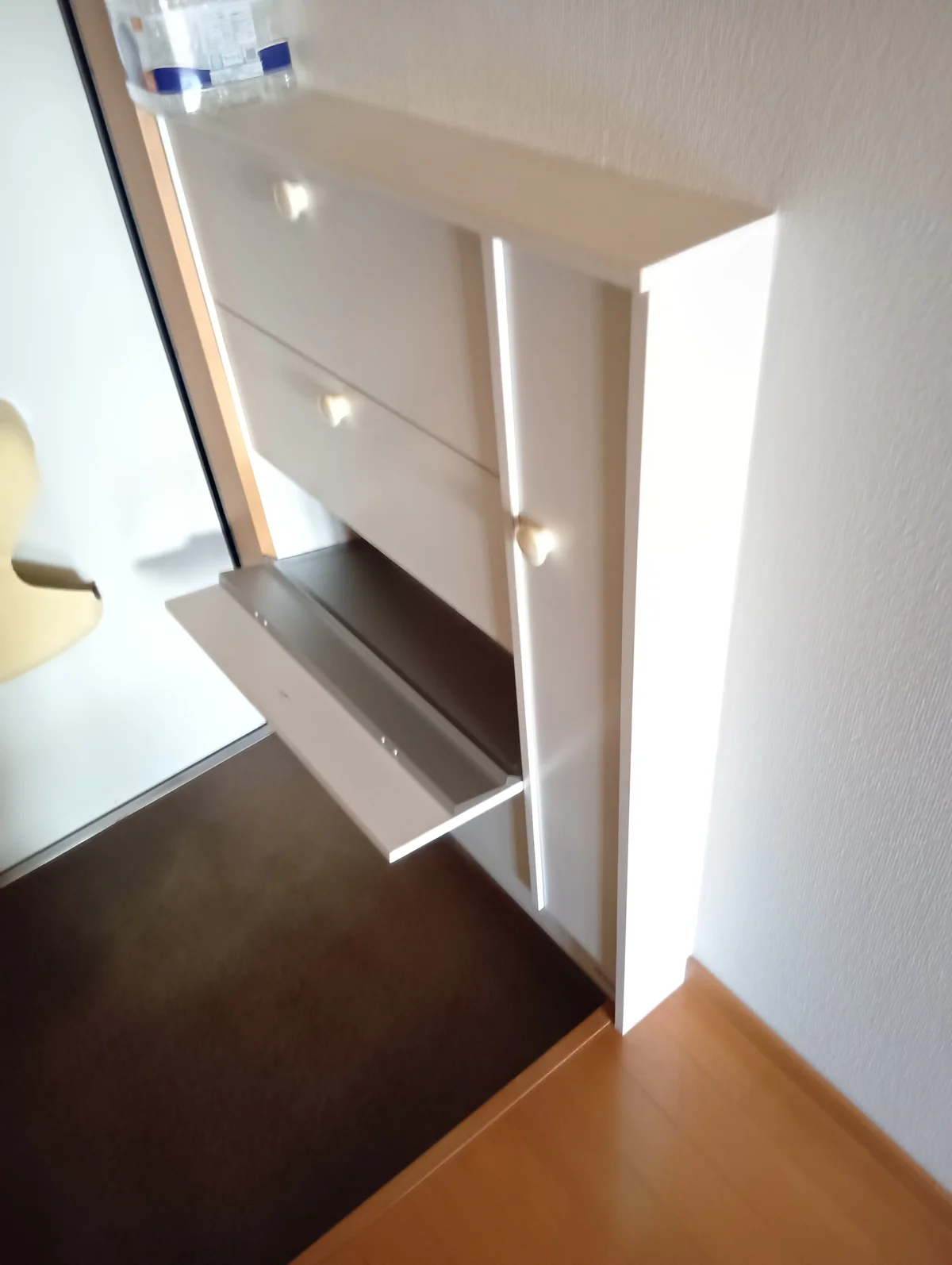 シューズボックス