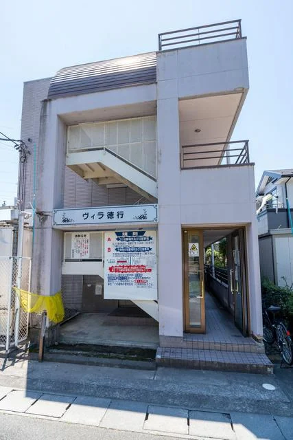 建物入口