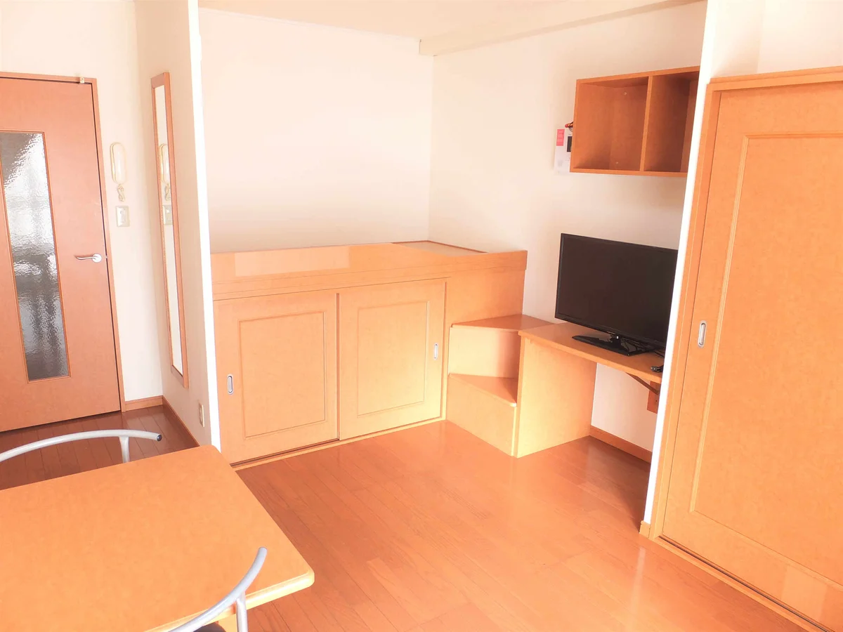 ハイベッドタイプのお部屋です