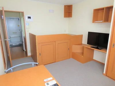 ハイベッドタイプのお部屋です