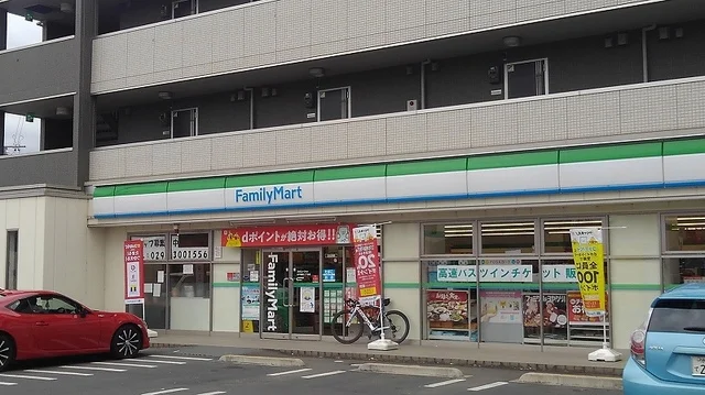 ファミリーマート　東原二丁目店まで350m