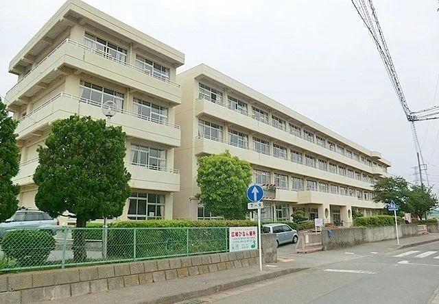 愛川町立菅原小学校まで150m