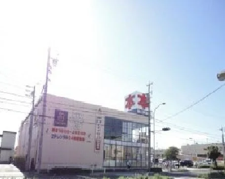 ツタヤ・書店まで600m