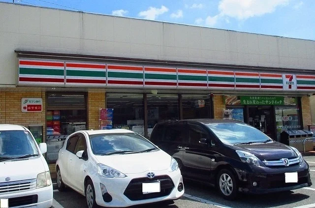 セブンイレブン諸富店まで1900m