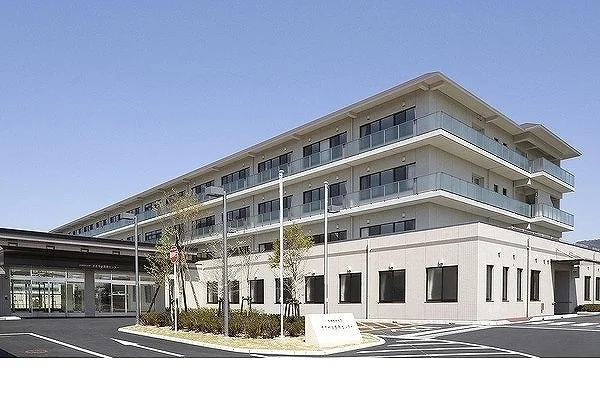 ささやま医療センター様まで1210m