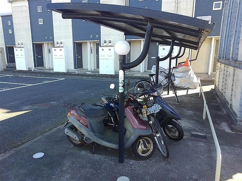 駐輪場完備