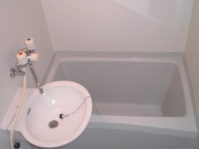 バス・トイレ別