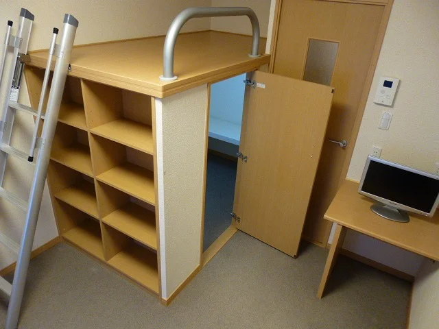 1階はフローリング、2階はじゅうたんです。