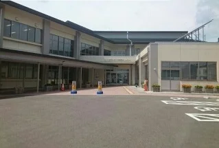 福島市役所松川支所まで950m