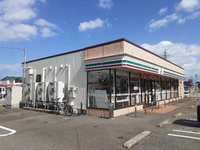 セブンイレブン高岡野村北店まで400m