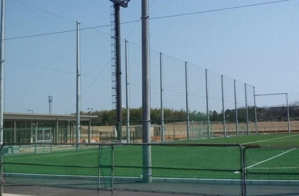 松阪市総合運動公園まで1200m