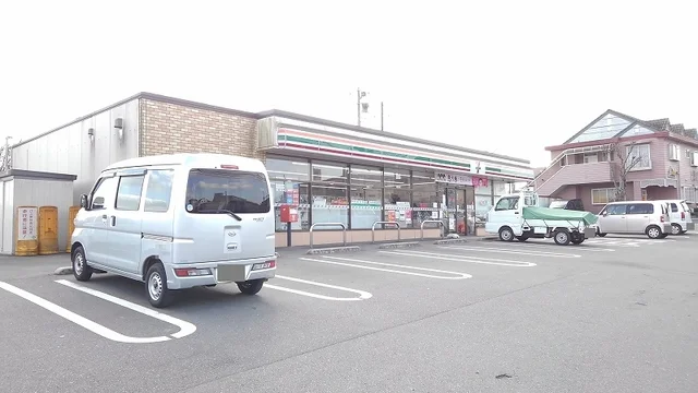セブンイレブン　三重小坂店まで600m