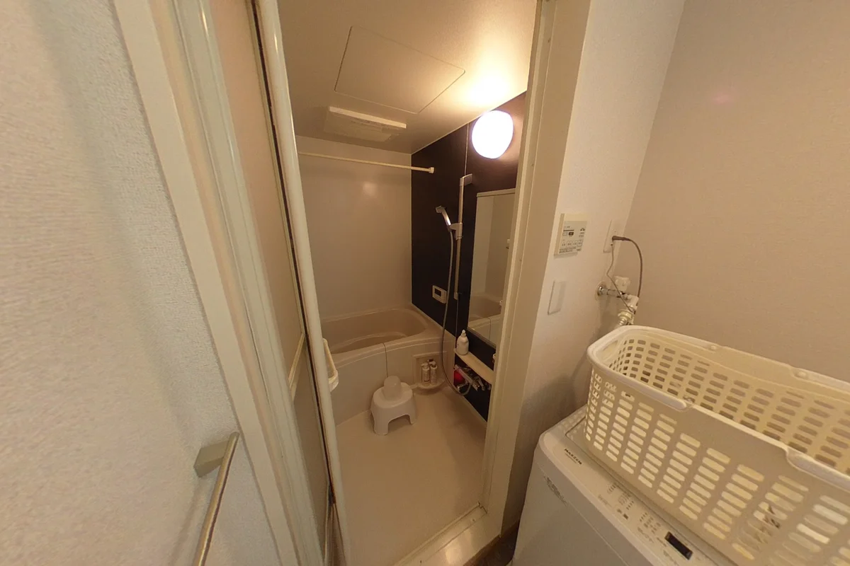 別号室の参考内装となります。（家具家電等のデザインや配置は若干異なります）