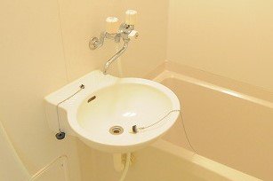 設備仕様は号室により異なる為、現況を優先します。