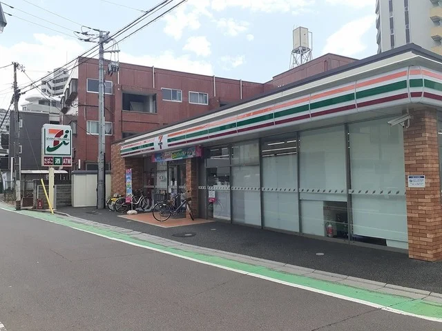 セブンイレブンまで73m