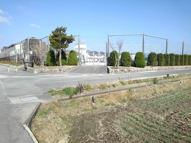 北野小学校まで640m