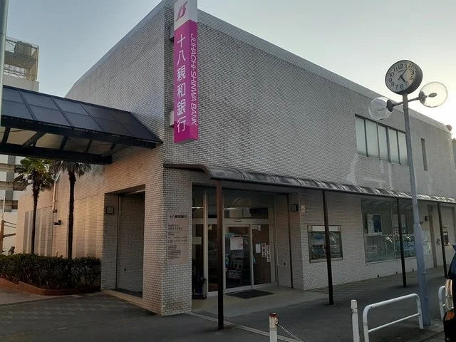 十八親和銀行西諫早支店まで1810m