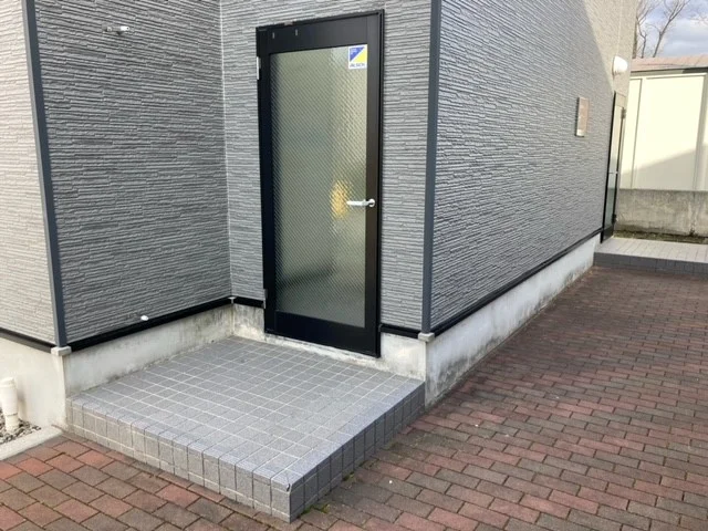 物件出入口