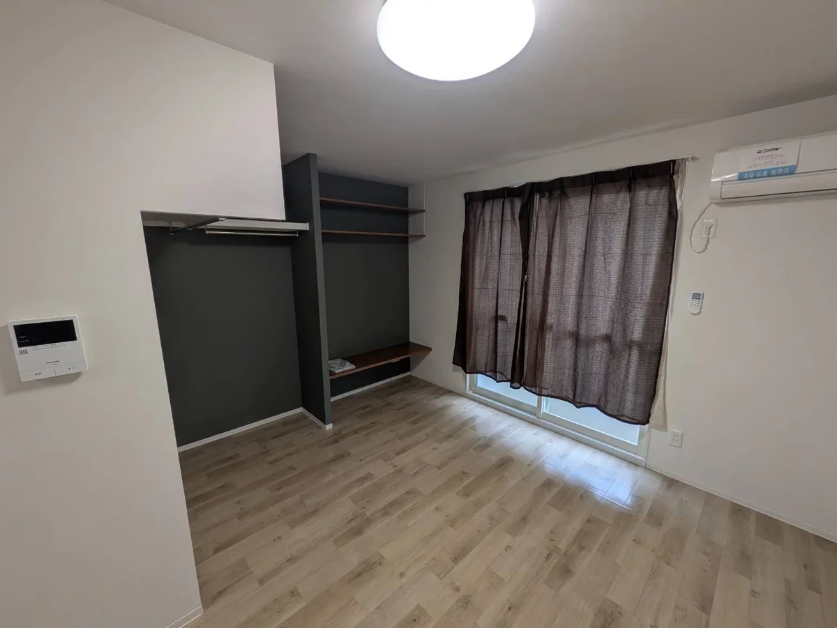 家具設置前のお部屋の画像になります