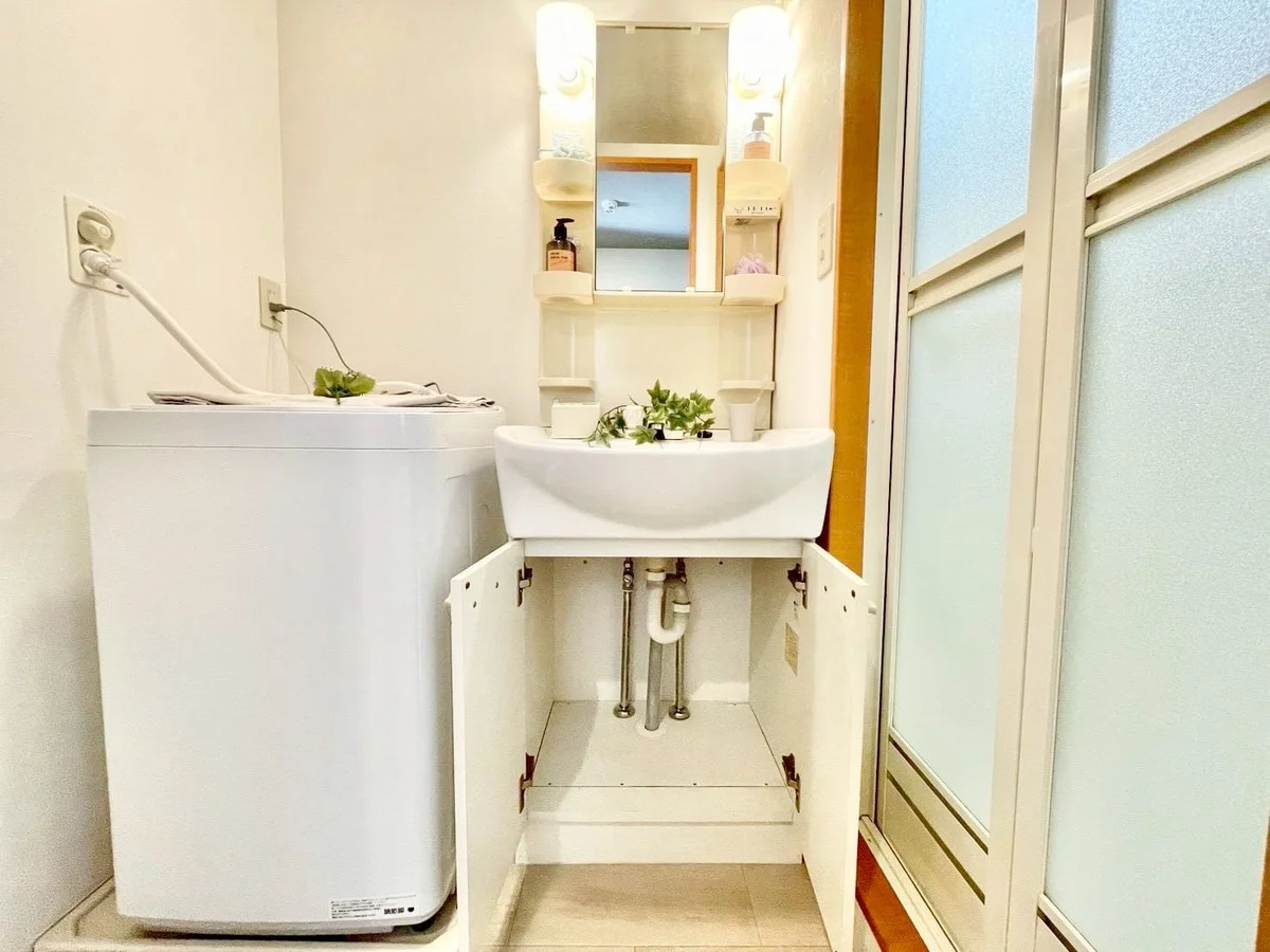 ※撮影用の観察植物・食器調理器具・雑貨類等はございません。※写真は現況優先