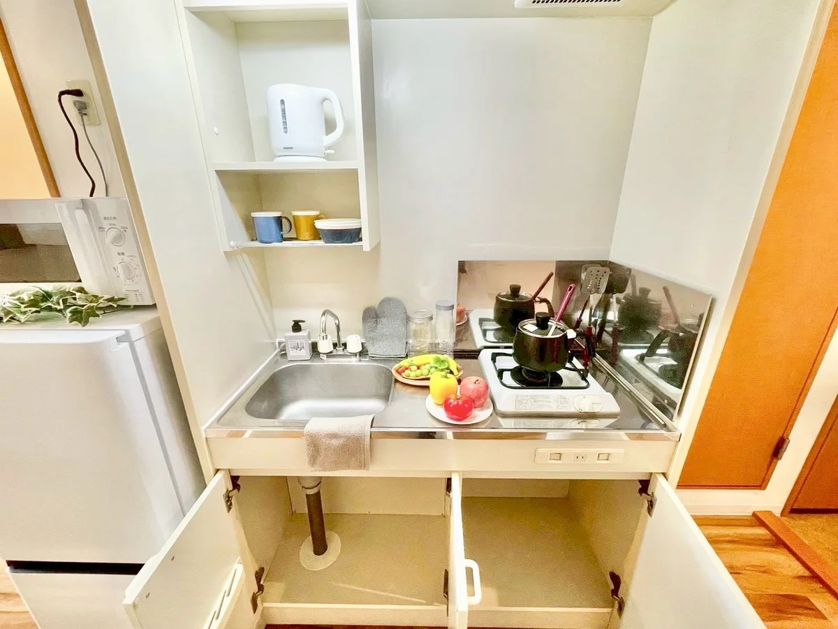 ※撮影用の観察植物・食器調理器具・雑貨類等はございません。※写真は現況優先